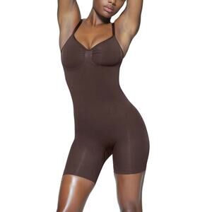 NWT Skims Everyday Sculpt Mid Thigh Bodysuit‎ Women’s Size XL